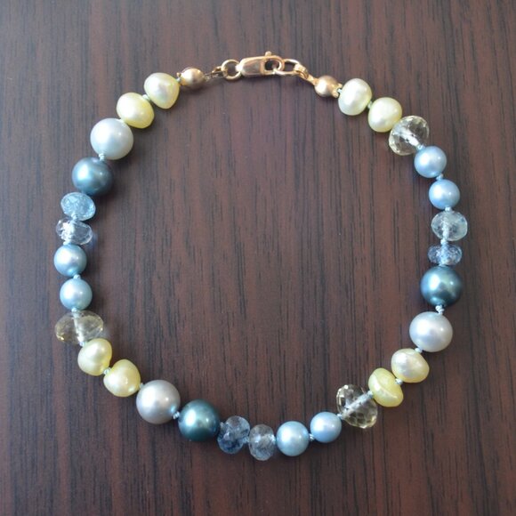 Hand Knotted Pearl and Aquamarine Bracelet - Handmade - Picture 8 of 14